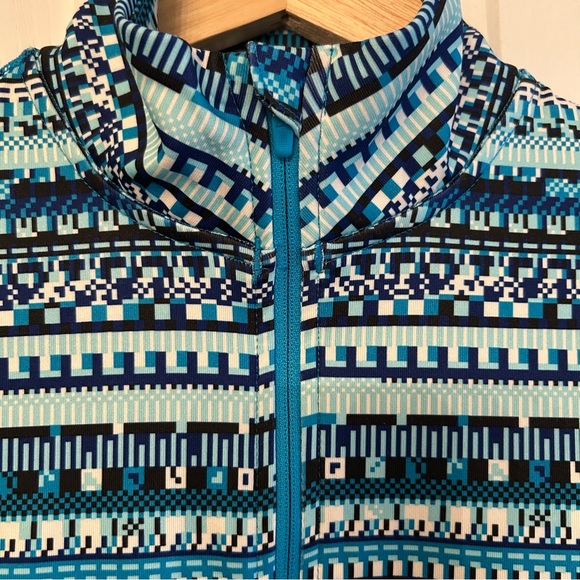 Nike Pro Dri Fit Geometric print 3/4 zipper pullover‎ Size M - Picture 2 of 7